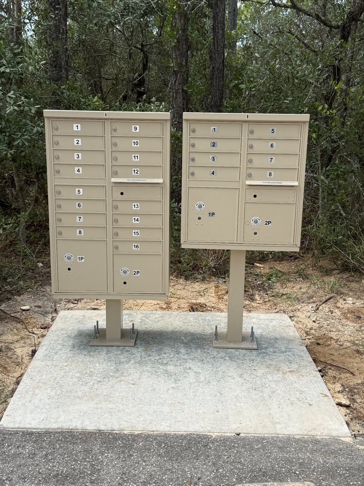 ADA USPS Mailbox Cluster | Homosassa | Firm Foundations